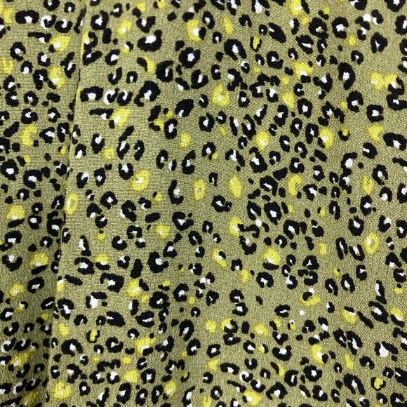 NWOT CALVIN KLEIN JEANS Top XL Green Black Geo Print Tie Hem Button - Picture 5 of 5